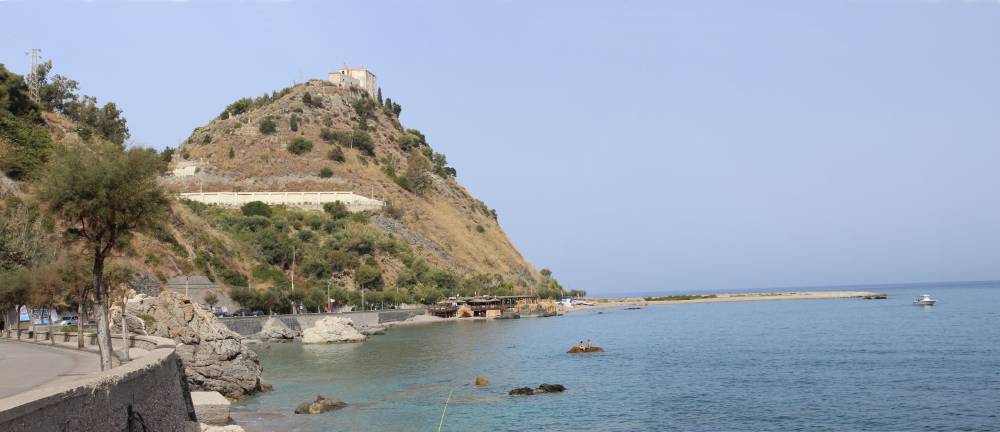 Il Monte della Madonna di Capo d´Orlando che domina su San Gregorio