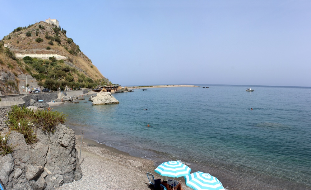 Foto 5 Spiaggia di San Gregorio - Casa Vacanza RC55 a Rocca di Capri Leone