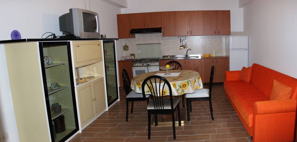 Soggiorno cucina - casa vacanza in vendita a Capo d'Orlando CD14VF