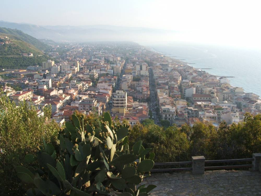 Panorama della città dal Monte della Madonna