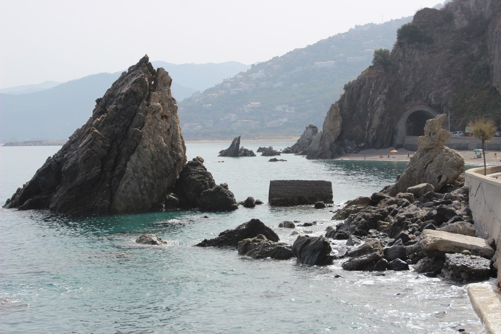 Foto 2 Spiaggia di San Gregorio - Casa Vacanza RC55 a Rocca di Capri Leone