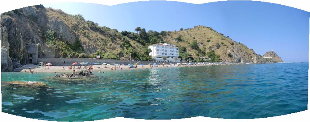 Spiaggia, monti, verde, Monte della Madonna con i caratteristici colori della natura orlandina